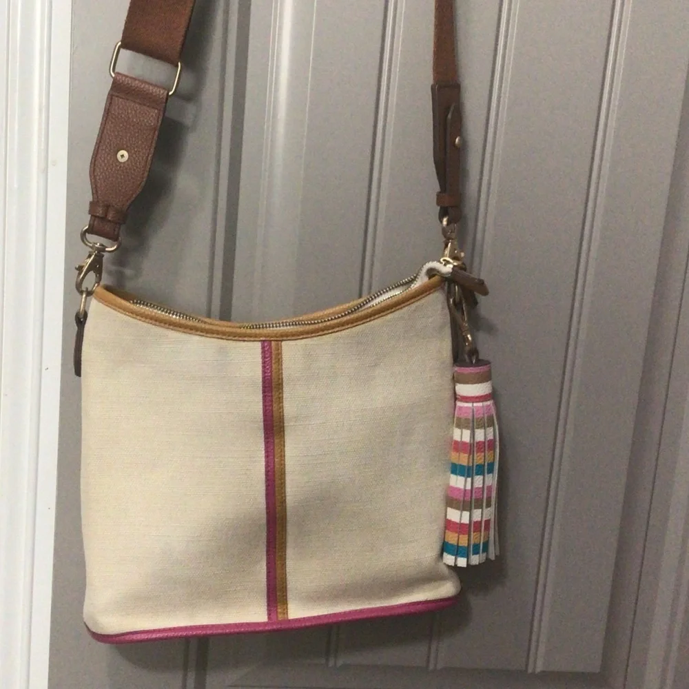 ANTONIO MELANI Cream Crossbody with Pink Trim and Brown nice well taken care